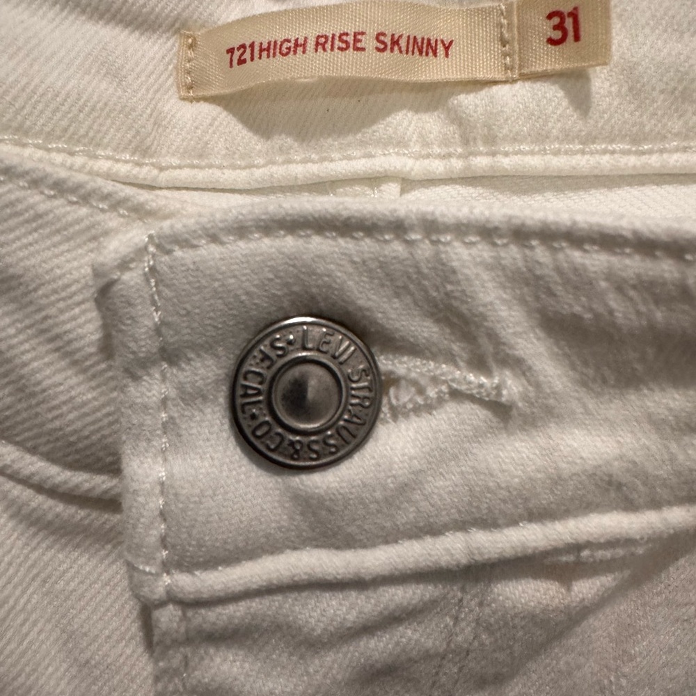 Levi's 721 — High Rise, White, Skinny Jeans